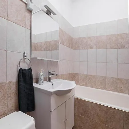 Koroesi * بيتْش