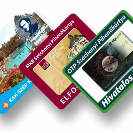 Koroesi アパート *